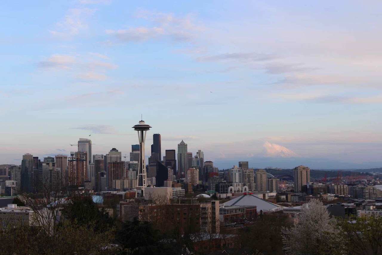 View of Seattle & Mount Rainier